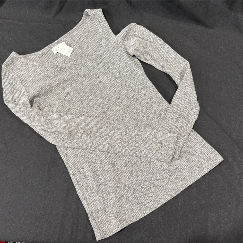 Lucky Brand Women's Heather Gray Scoop Neck Sweater